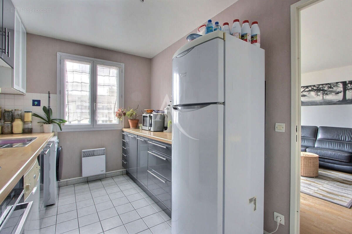 Appartement à VILLENEUVE-LA-GARENNE