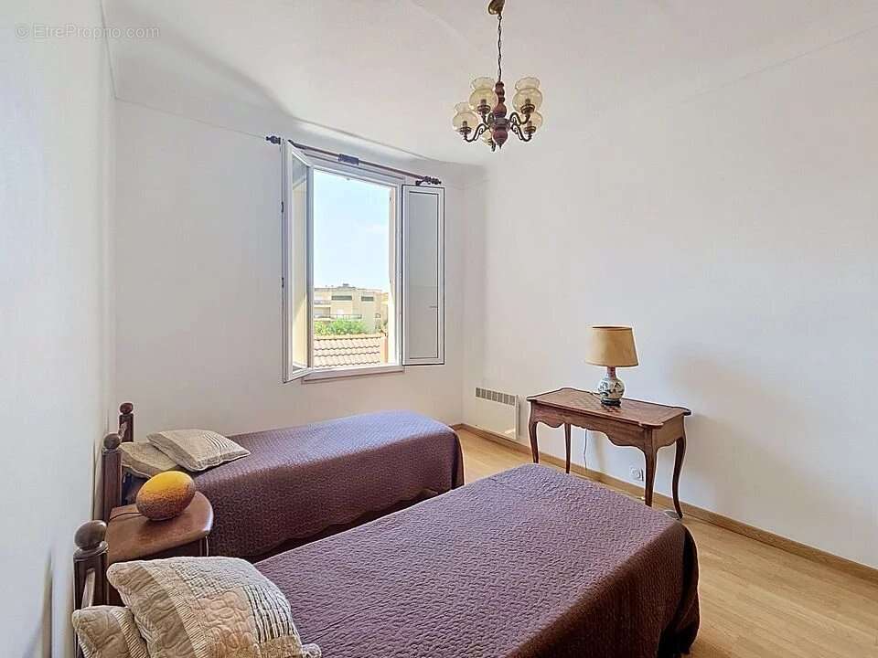 CANNES basse Californie,  immeuble de 145m² habitables en "monopropriété" - photo 8