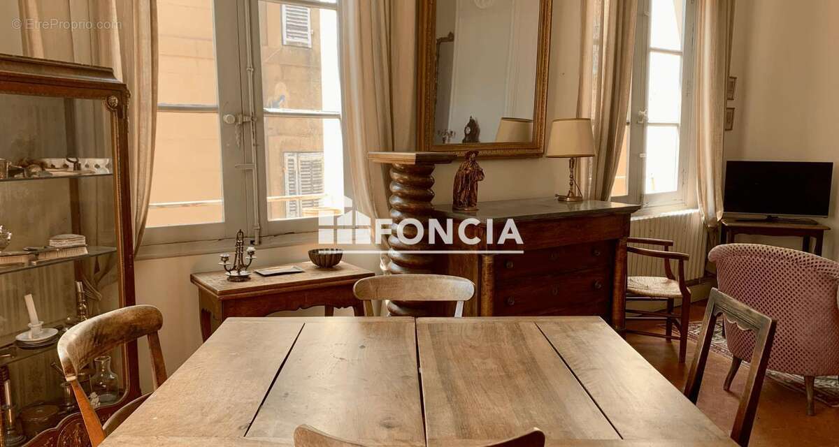 Appartement à AIX-EN-PROVENCE