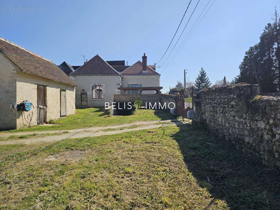 Maison à MONTLOUIS-SUR-LOIRE
