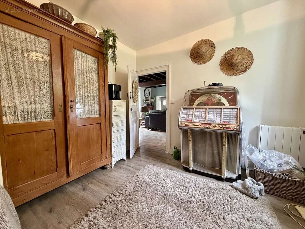 Maison à SAVIGNY-POIL-FOL