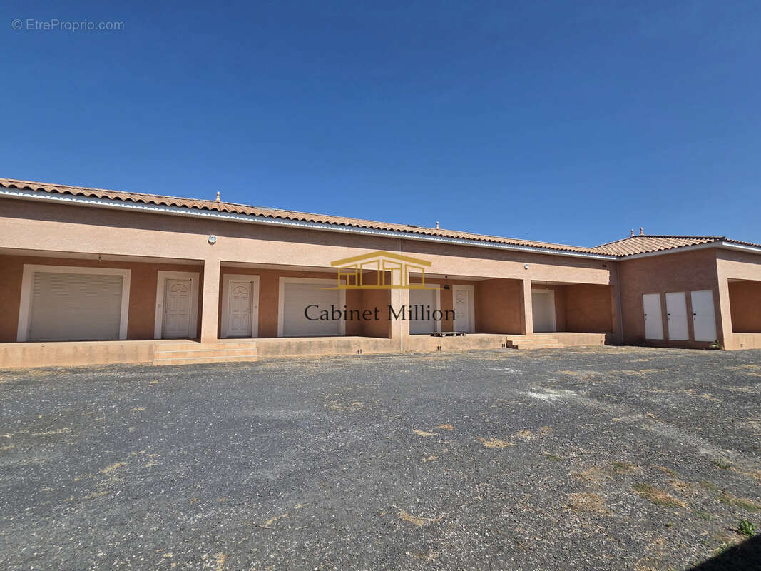 Appartement à VIC-LA-GARDIOLE