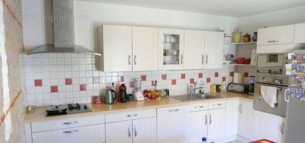 Maison à PEZILLA-LA-RIVIERE