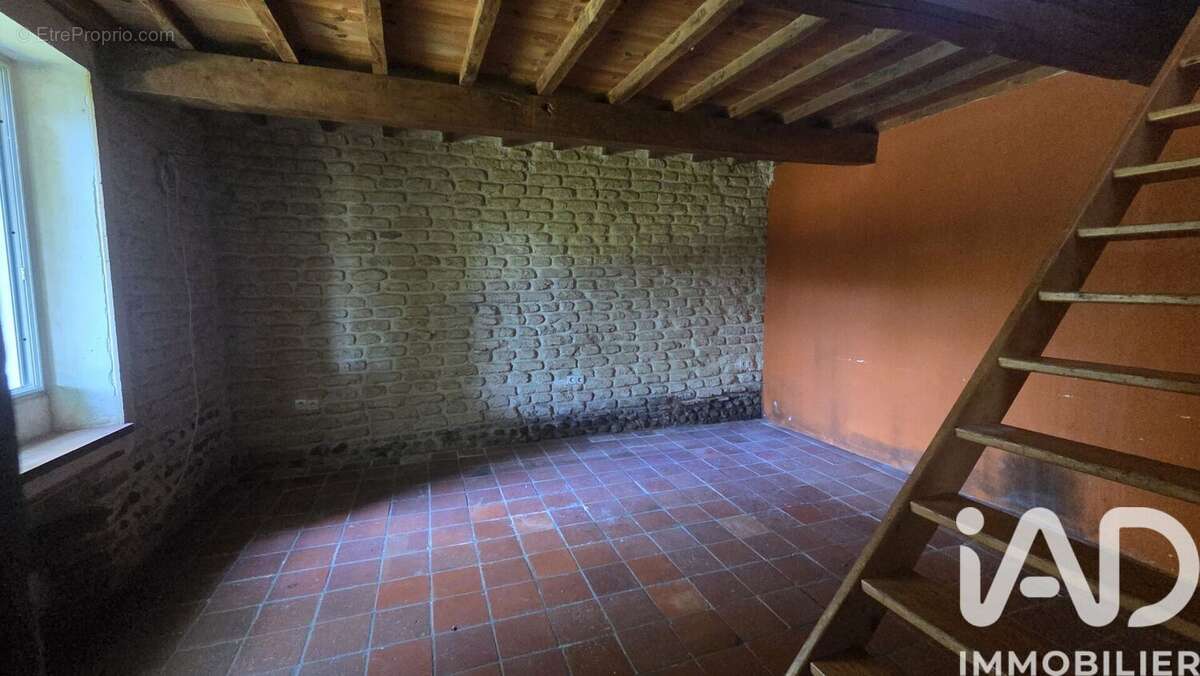 Maison 165 m² à Haget  - photo 6