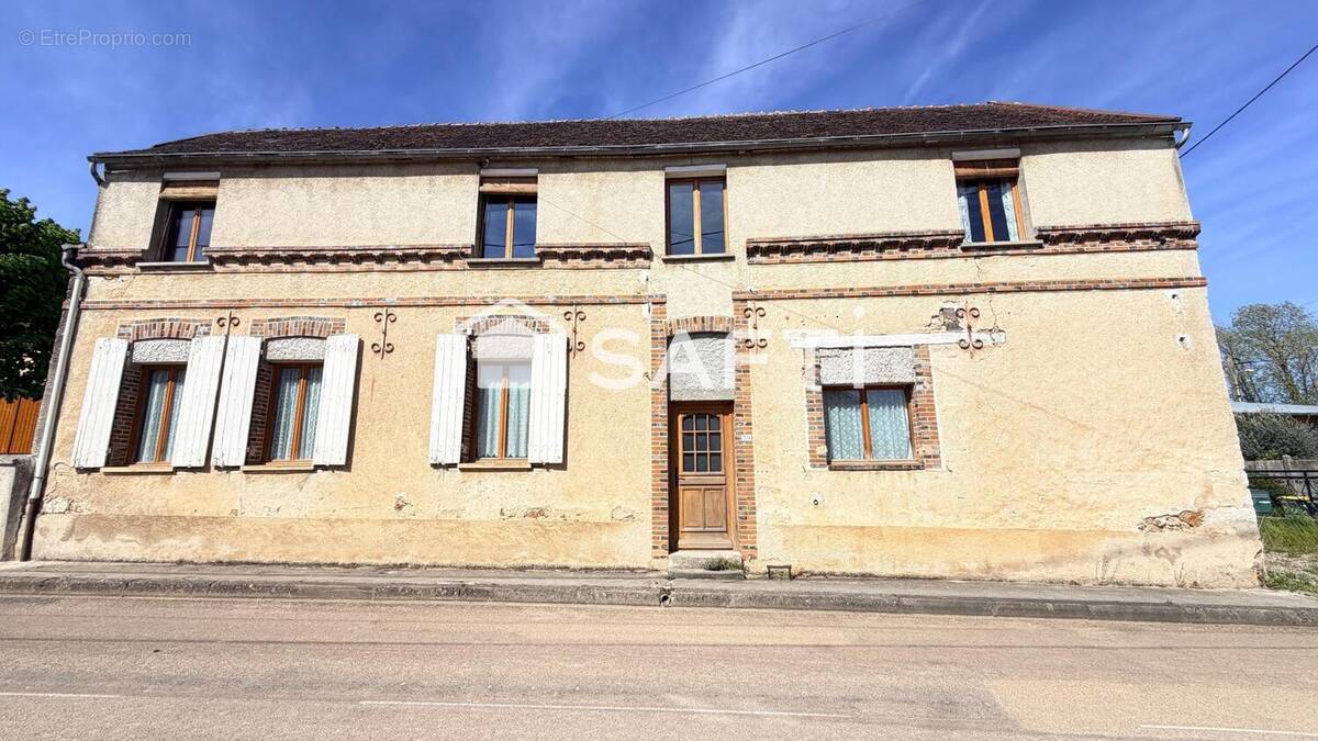 Photo 1 - Maison à BRAY-SUR-SEINE
