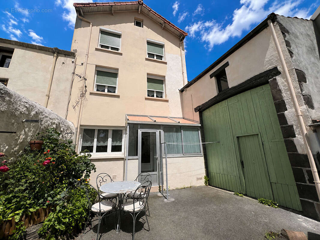 Maison à CEBAZAT