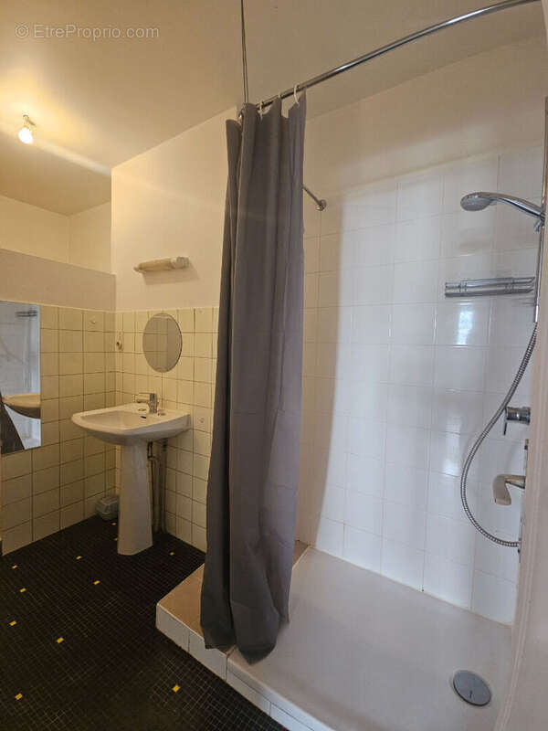 Appartement Lyon 1 pièce(s) 33 m2 - photo 5