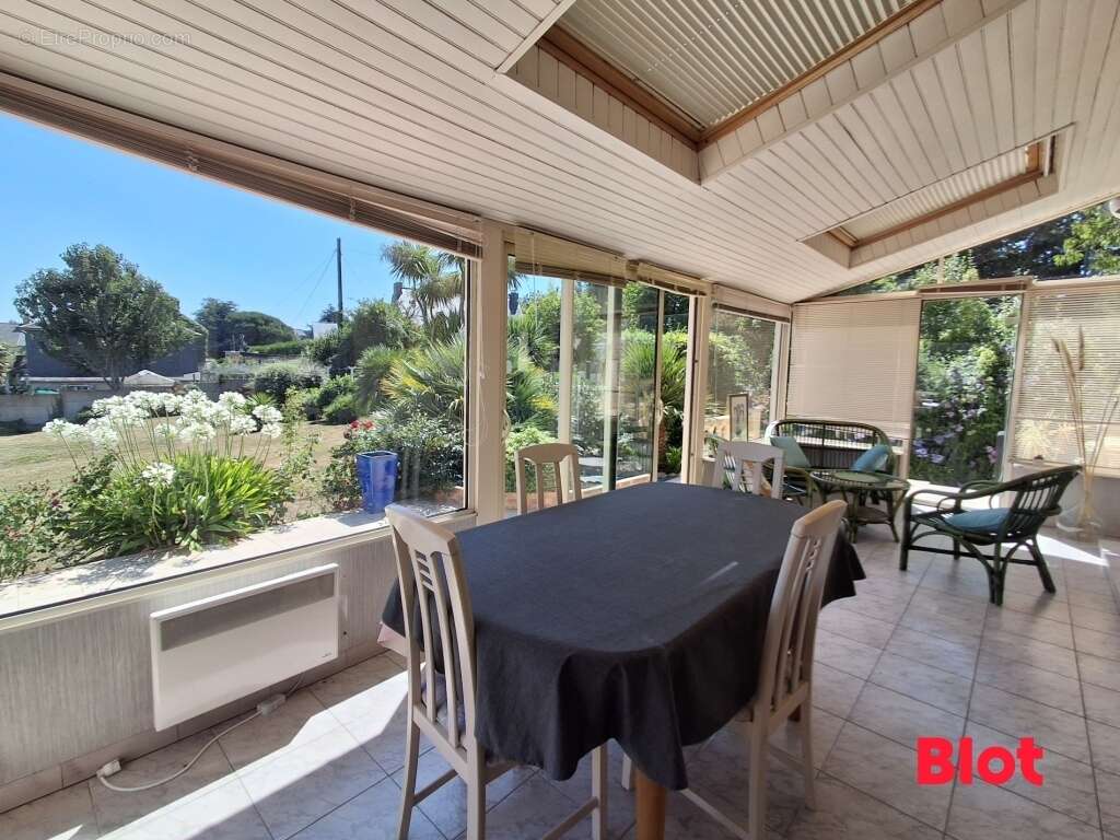 Maison 165 m² à Chateauneuf-D'ille-Et-Vilaine  - photo 4