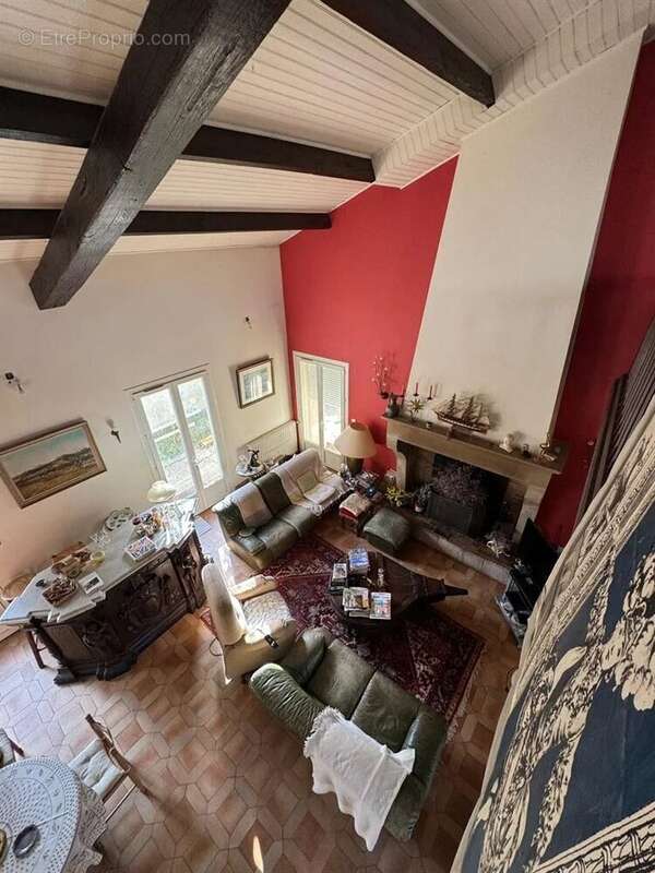 Maison à SAINT-MARTIN-DE-CRAU