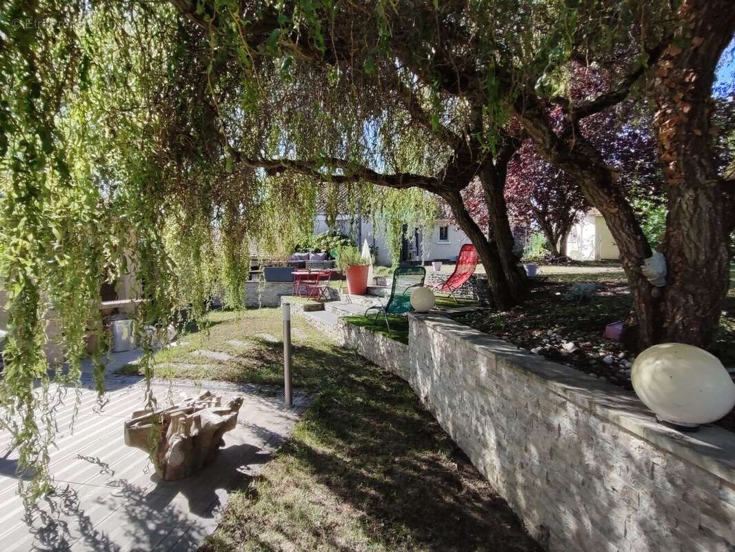 Maison à BOURGOIN-JALLIEU