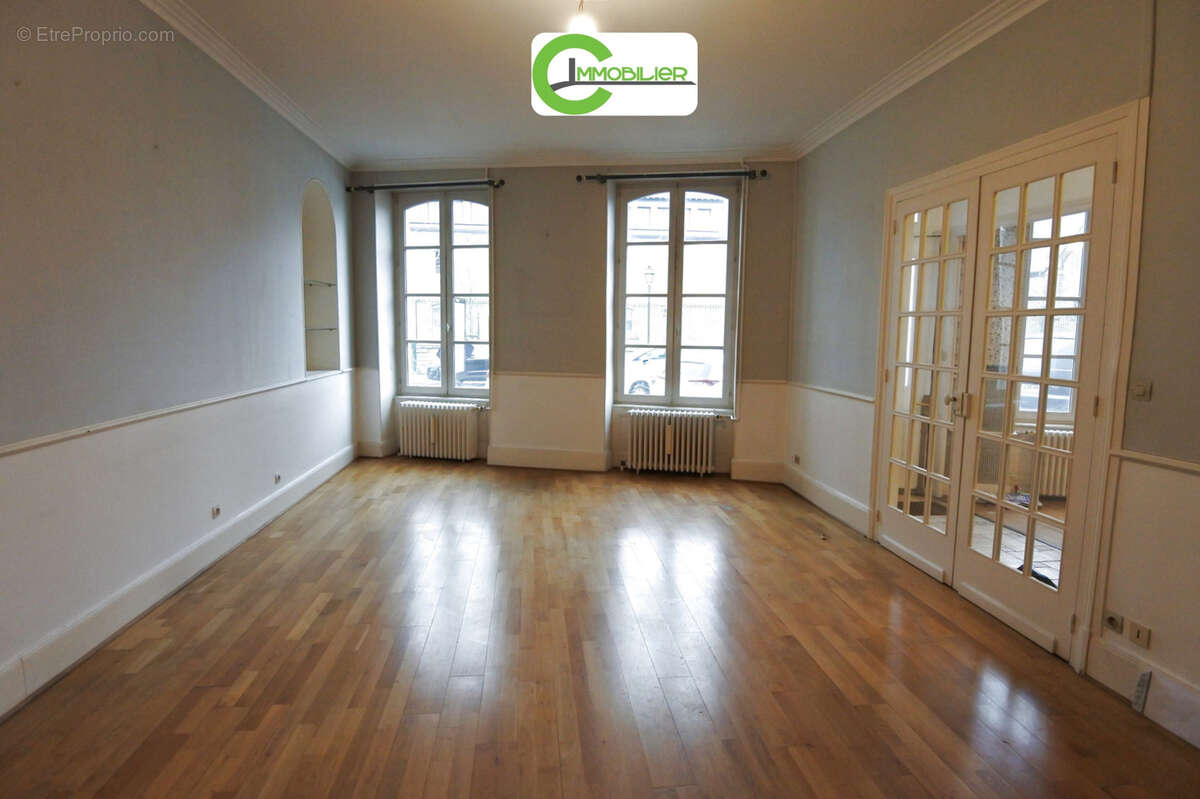 Maison à LA FERTE-BERNARD