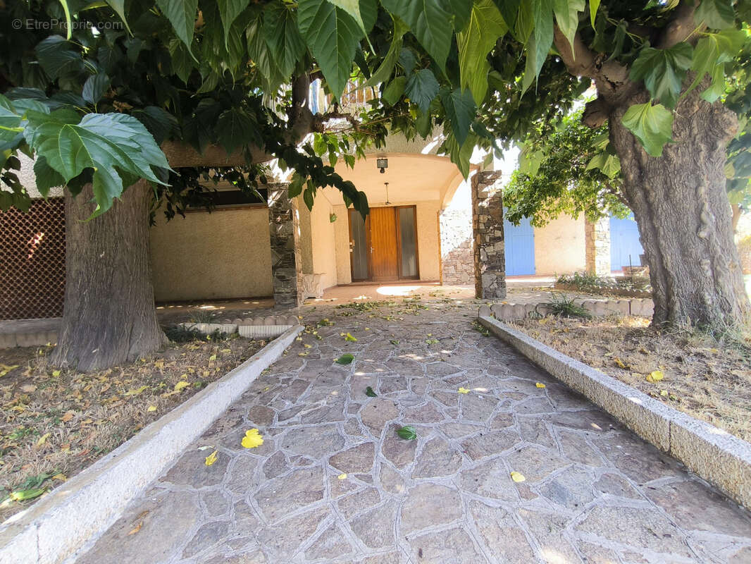Maison à HYERES