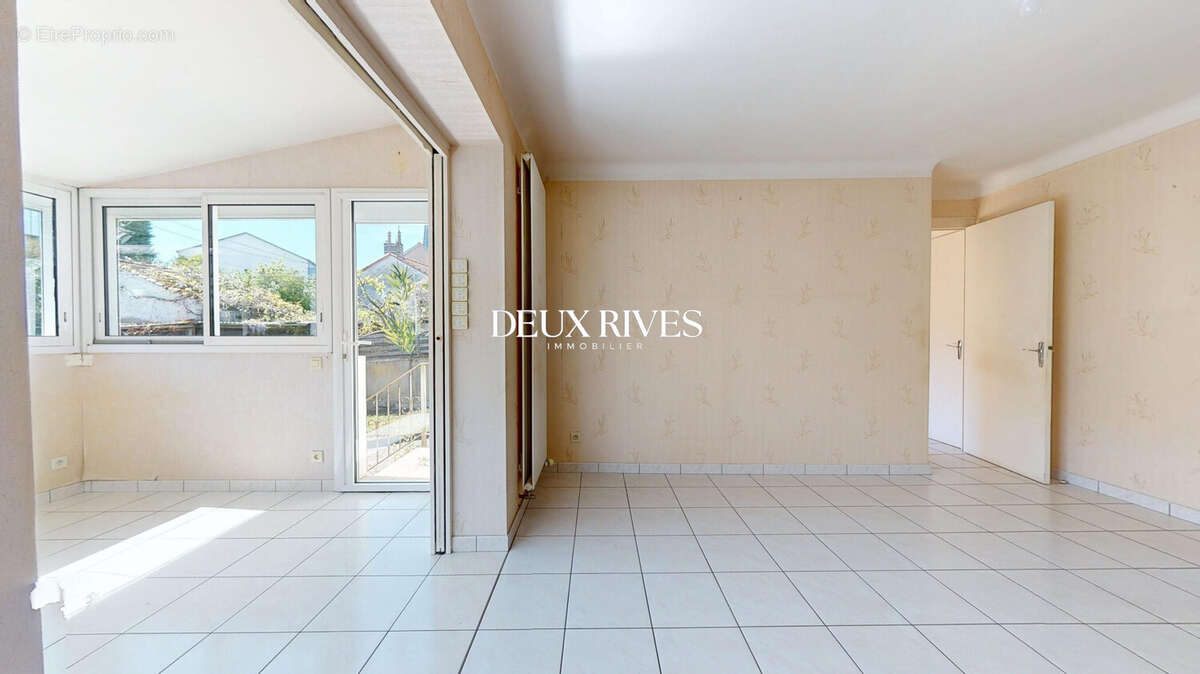Maison 92 m² à Saint-Herblain  - photo 6