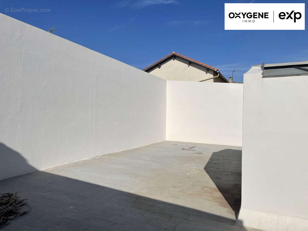 Orientation est-ouest - Appartement à PERPIGNAN
