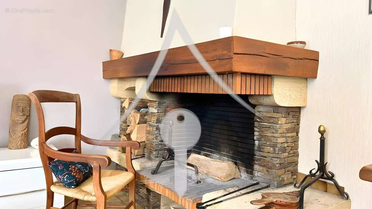 Maison à LAVERNOSE-LACASSE