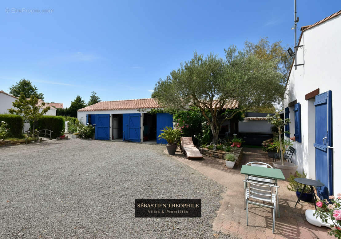 Maison Vendéenne T5 proche Saint Gilles - Authenticité et Confort - photo 17