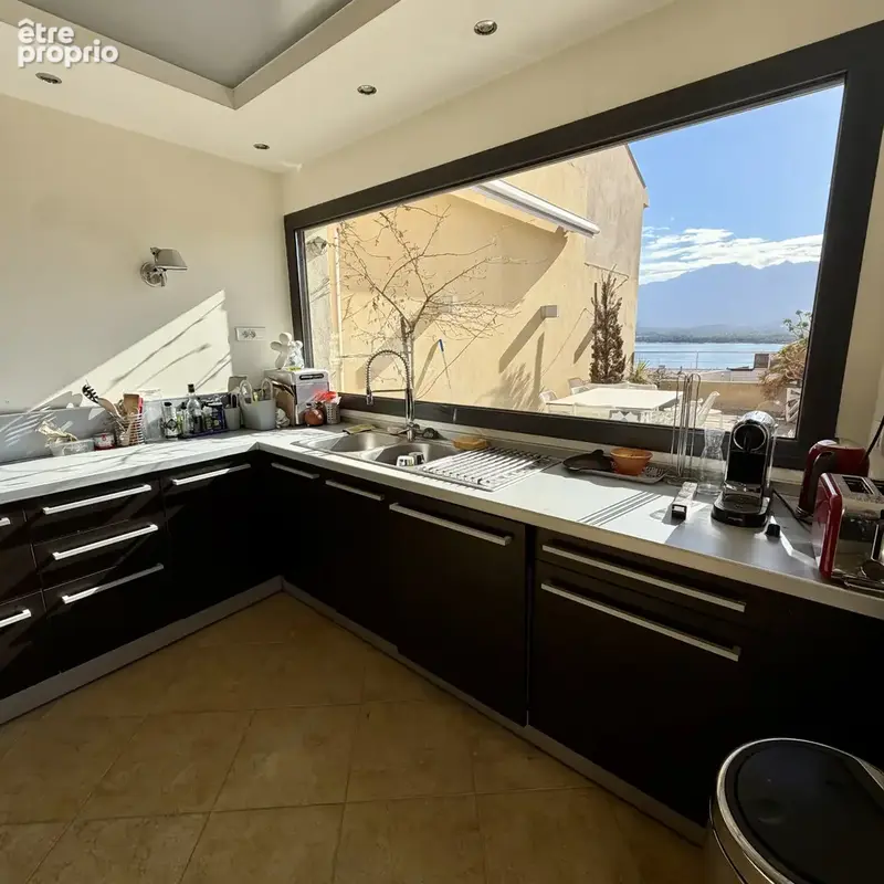 CALVI Centre- Appartement 3 chambres Vue mer et citadelle - photo 4