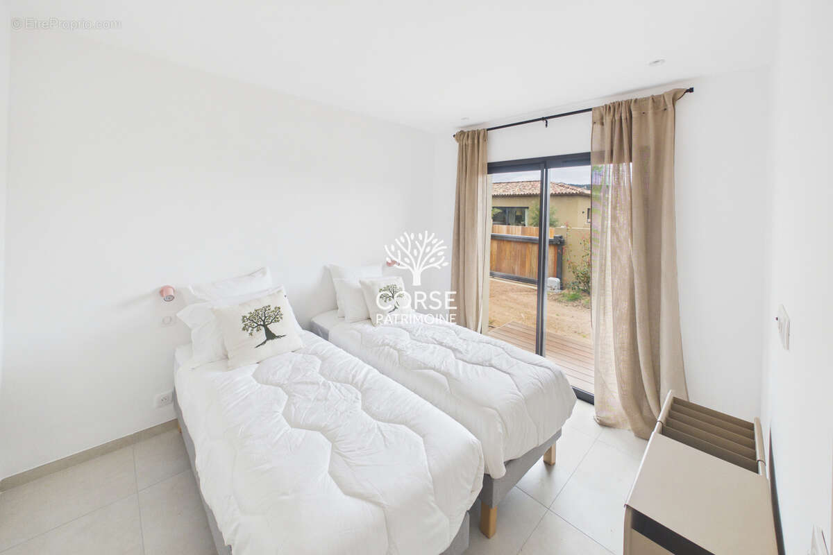 Maison à PORTO-VECCHIO