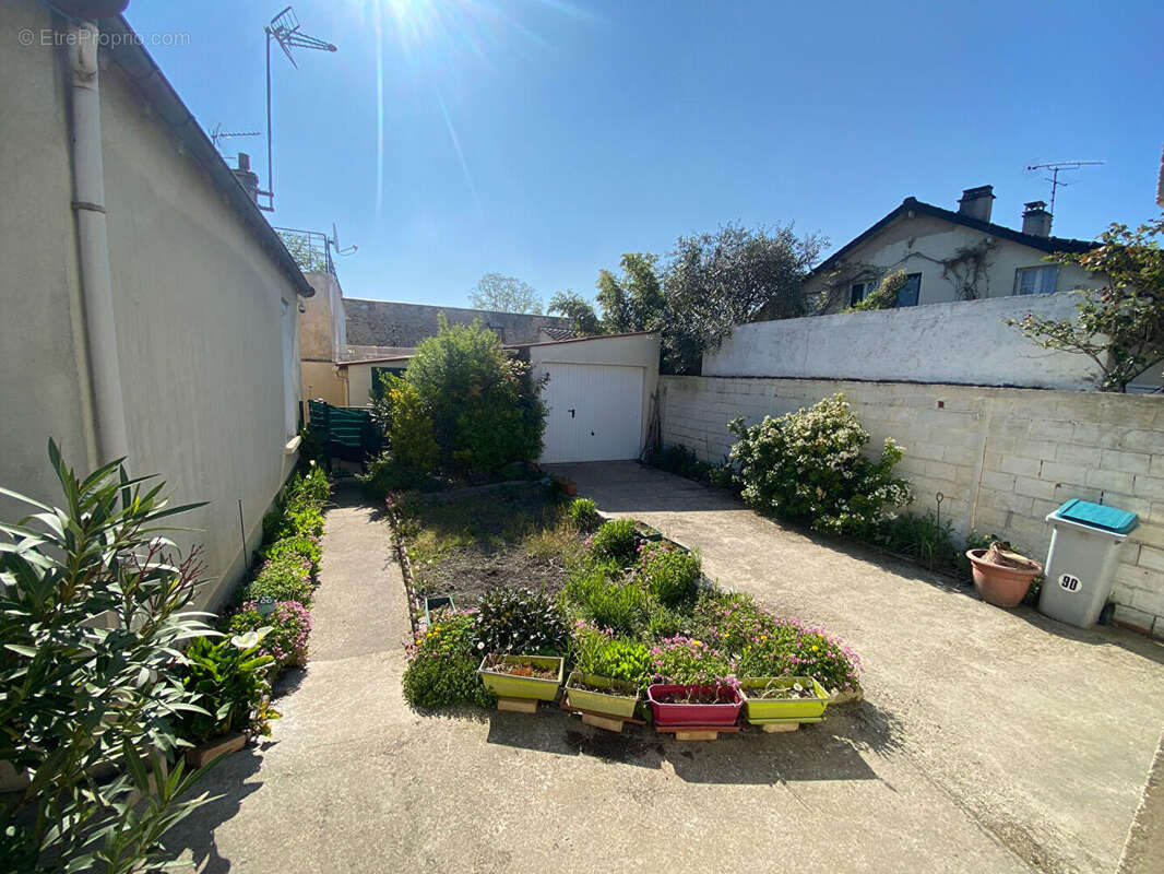 Maison à AULNAY-SOUS-BOIS