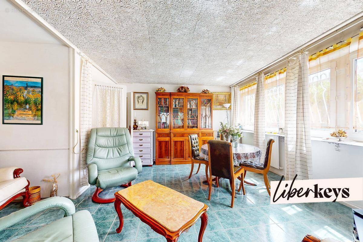 Appartement à CLICHY-SOUS-BOIS