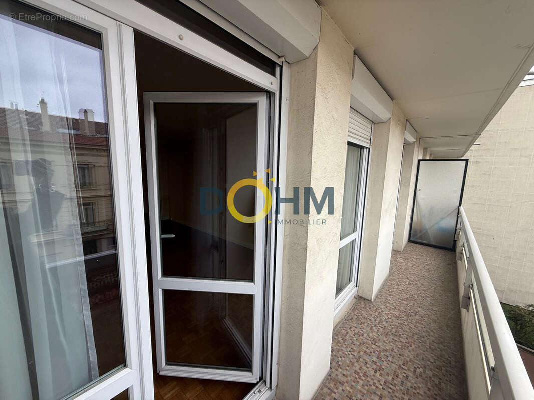 Appartement à SAINT-ETIENNE