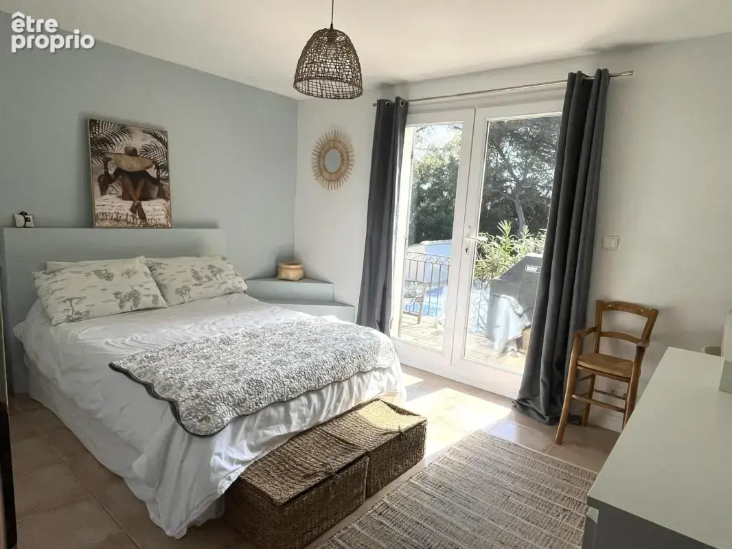 ST RESTITUT, rare, maison contemporaine de 193 m² hab plus garage et piscine 10X5 sur 2000 m boisés de chênes au calme - photo 12