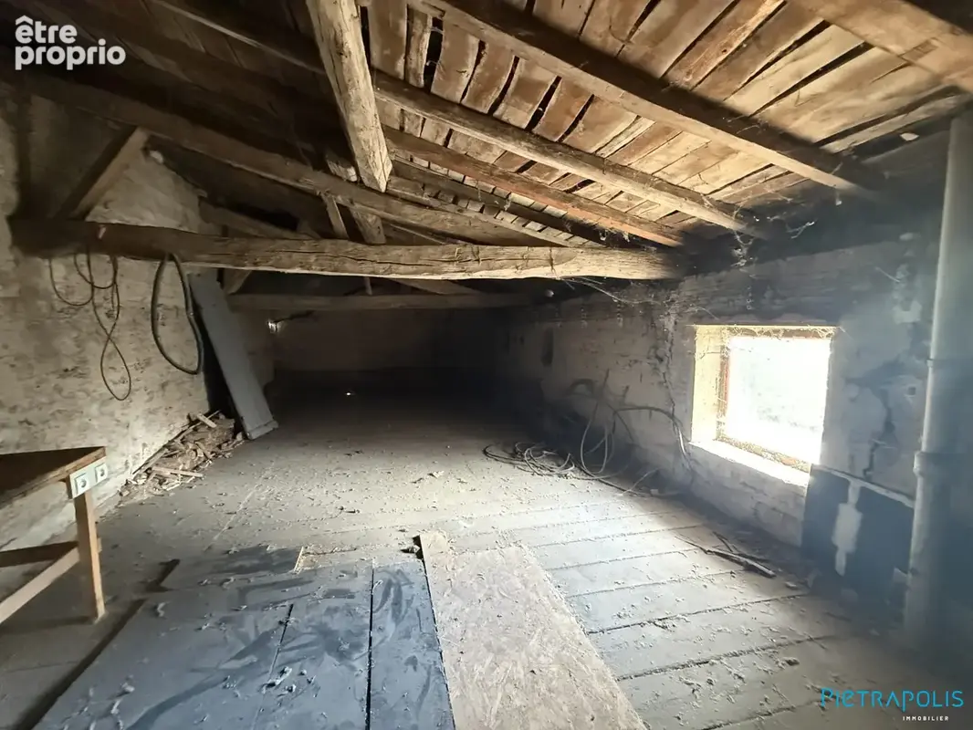 Maison 5 pièces 120 m² à vendre à Montmerle-Sur-Saone (01090) - photo 2