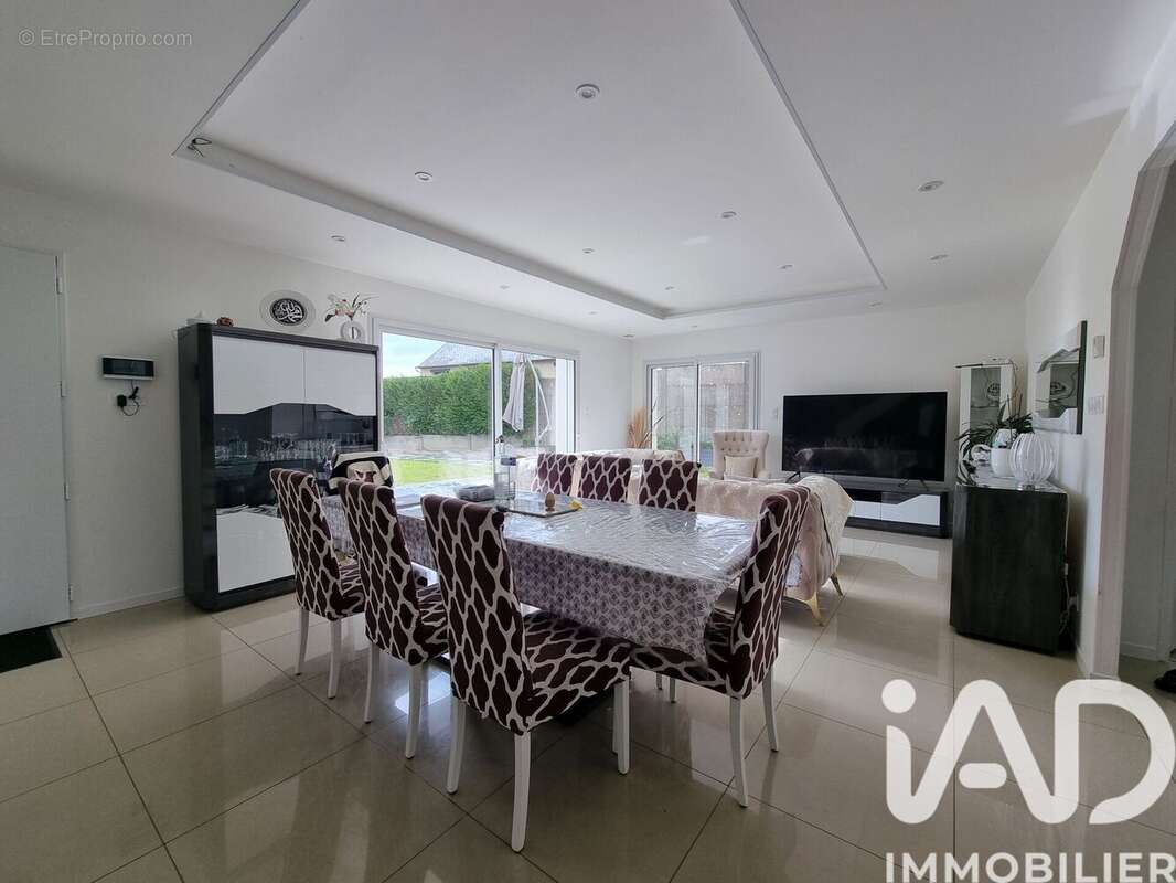 Photo 3 - Maison à SAULNIERES