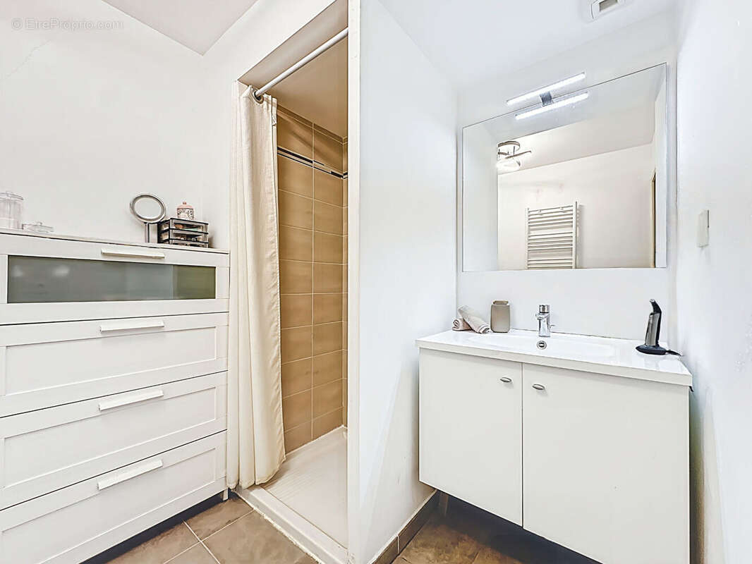 Appartement à MARSEILLE-13E
