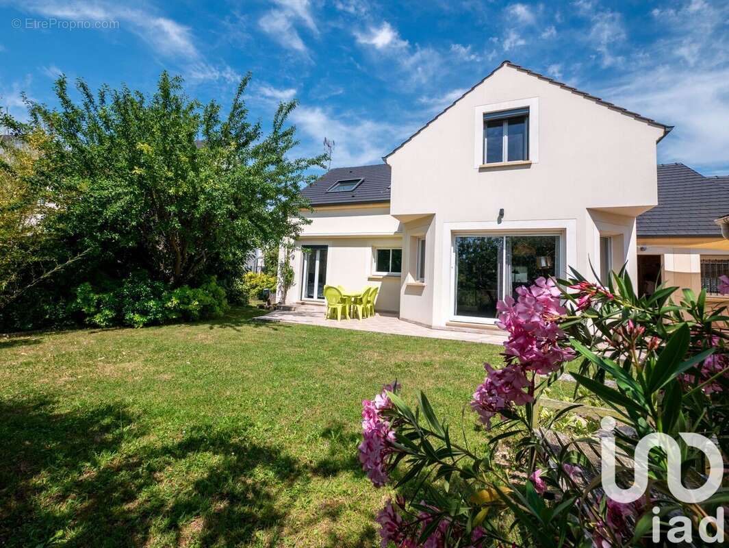 Photo 2 - Maison à MITRY-MORY