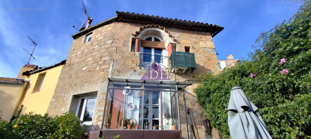 Maison à HYERES