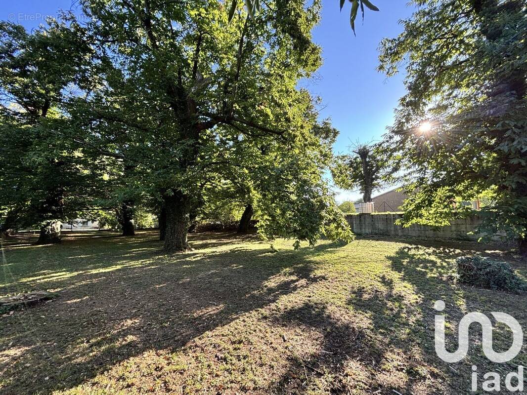 Photo 1 - Terrain à MONTPEZAT-SOUS-BAUZON