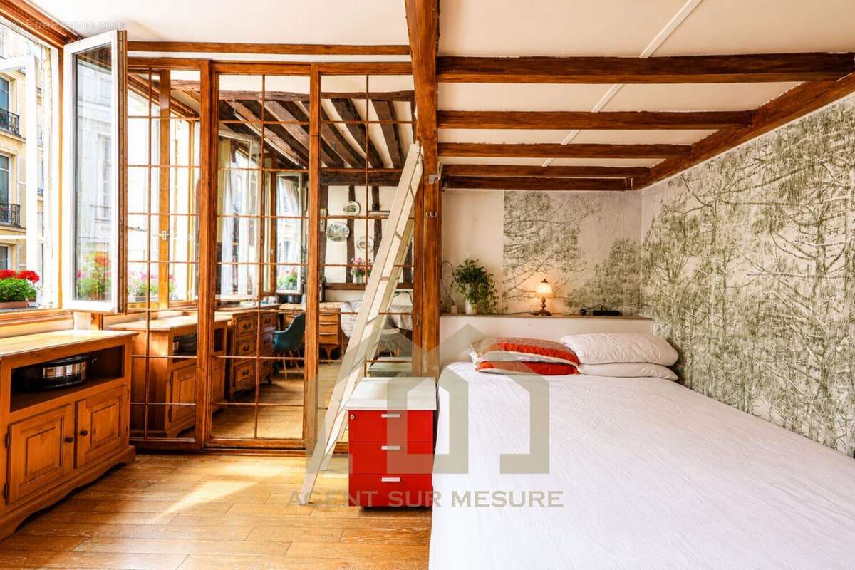 Appartement à PARIS-5E