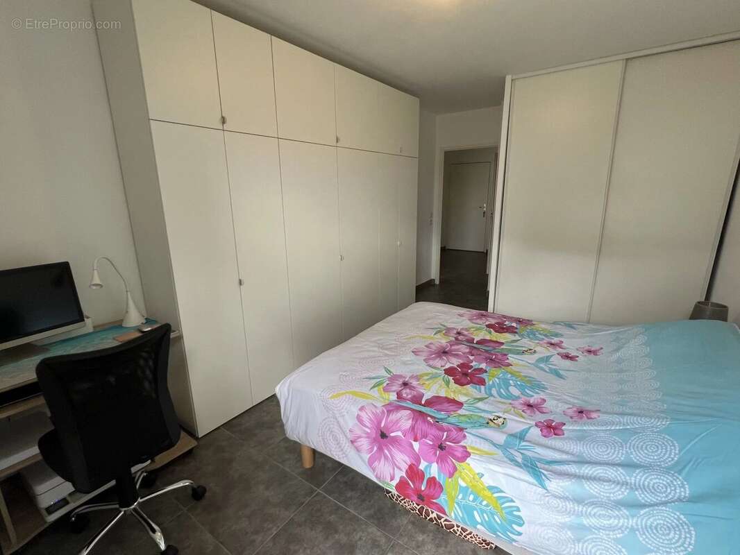 Appartement à JUVIGNAC