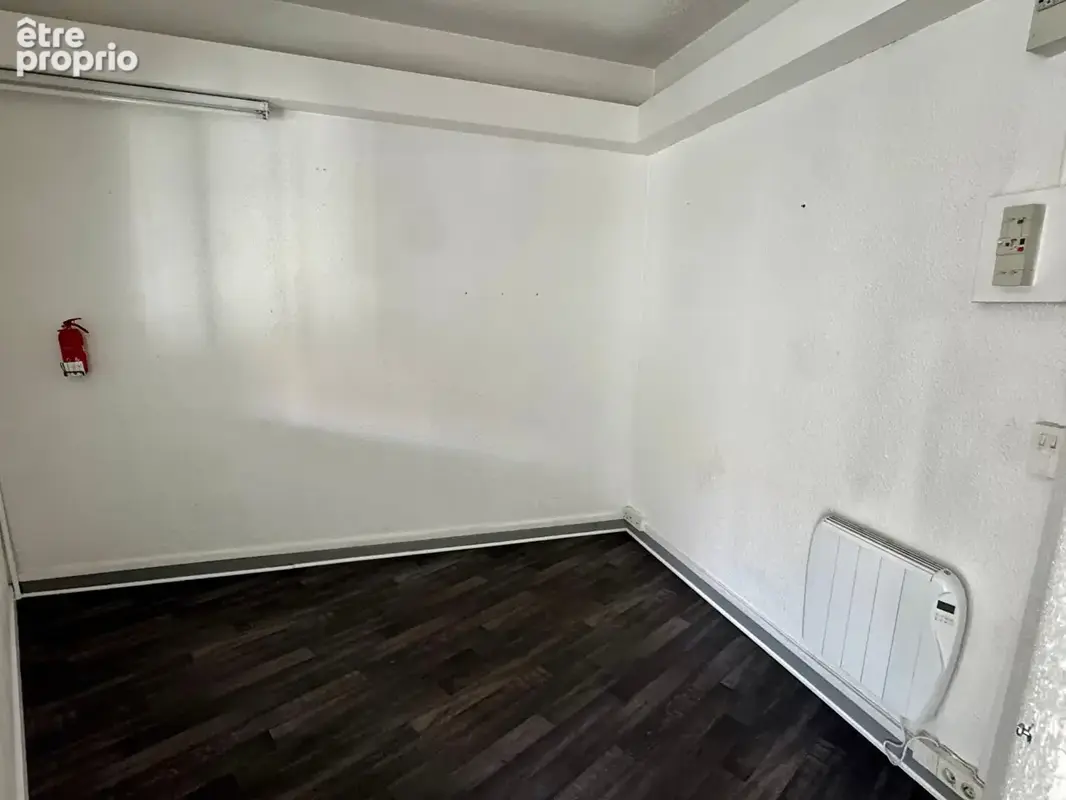 CLERMONT-FERRAND / Local commercial à vendre Boulevard Aristide Briand ! - photo 5