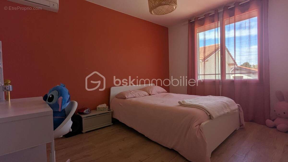 Maison renonvee avec dependance - photo 11