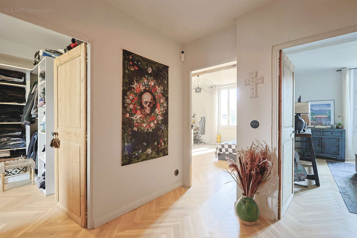 Maison à HYERES