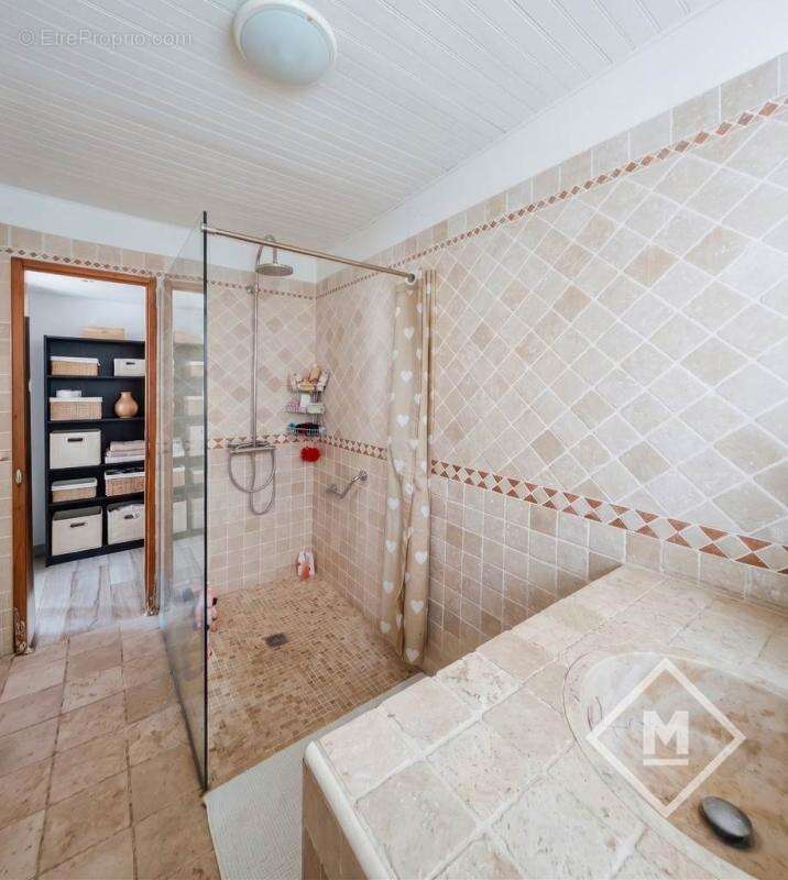 Maison à MARSEILLE-11E