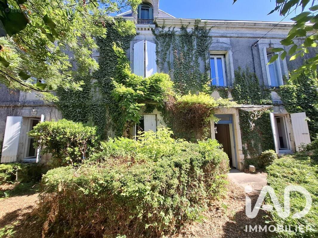 Photo 1 - Maison à BOURCEFRANC-LE-CHAPUS