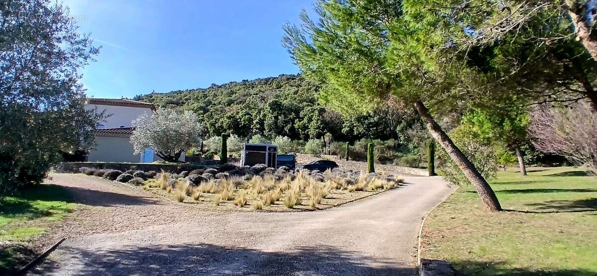 Maison à LAMALOU-LES-BAINS