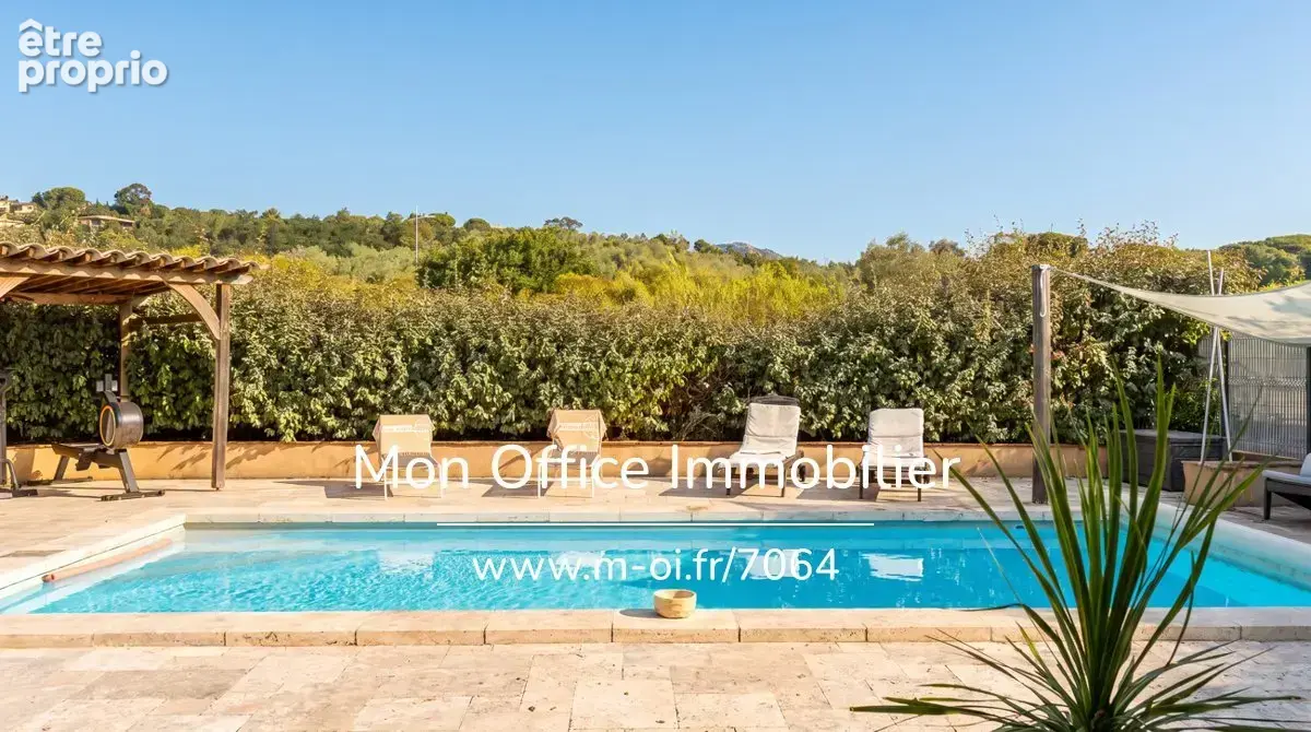 Référence : 7064-les - maison de charme avec garage et piscine proche port grimaud - photo 5