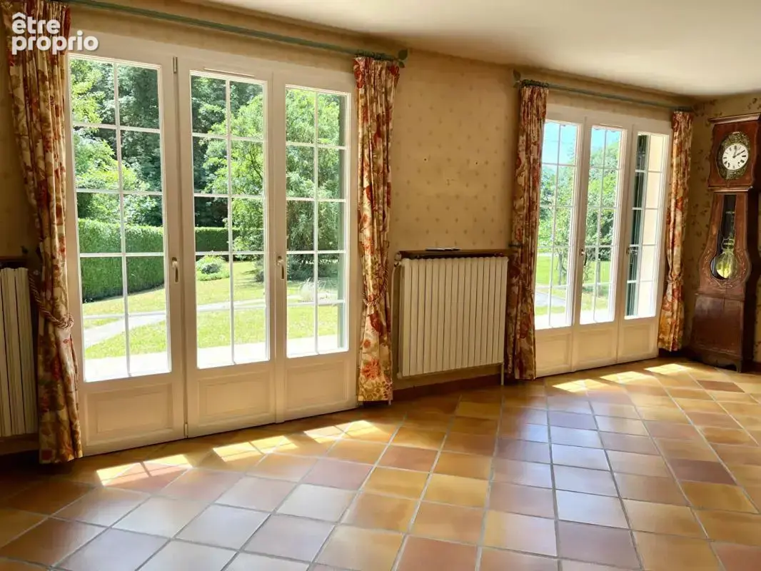 Maison à Noyon 6 pièce(s) 139m²  - Sous-Sol total et jardin - photo 6