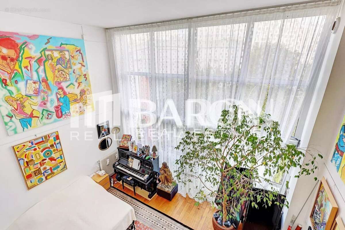 Maison à PARIS-19E