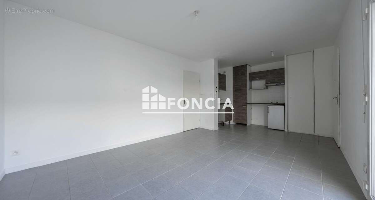 Appartement à YVRAC