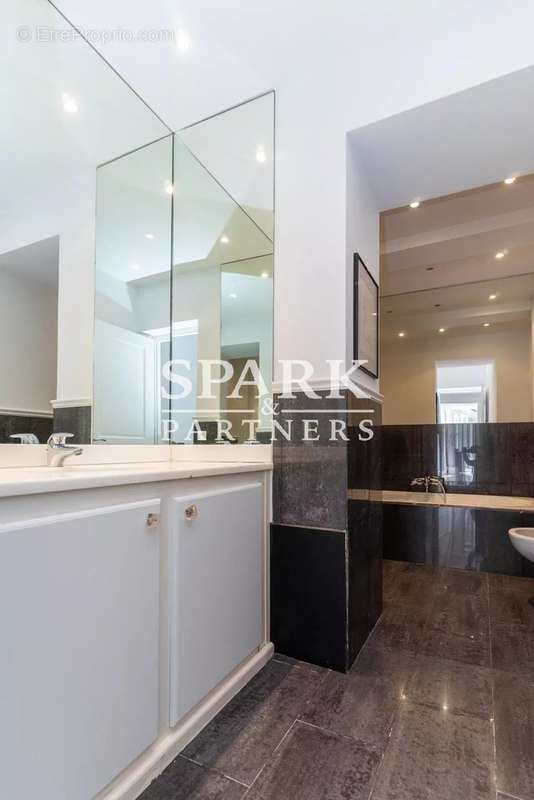 Appartement à CAP-D'AIL