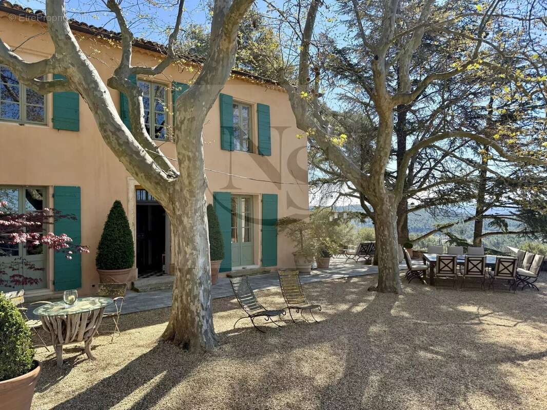 Maison à AIX-EN-PROVENCE