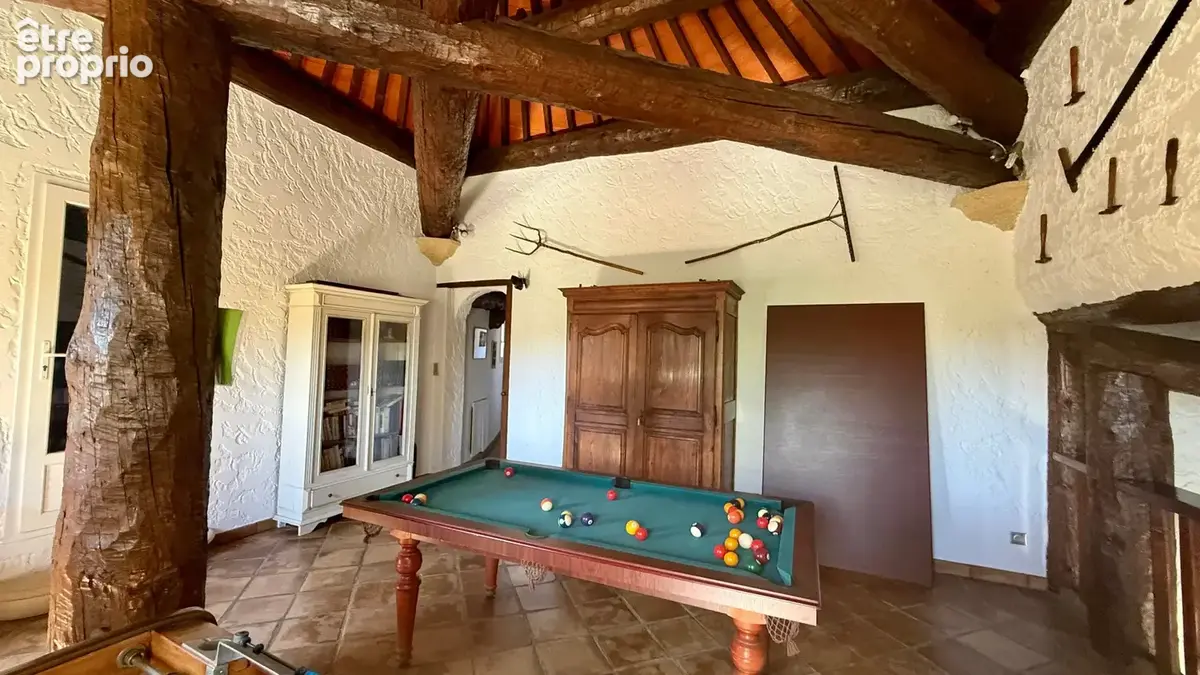 Propriété à vendre entre Peynier et Trets sur plus d'un hectare, maison principale environ 225 m2 - photo 14