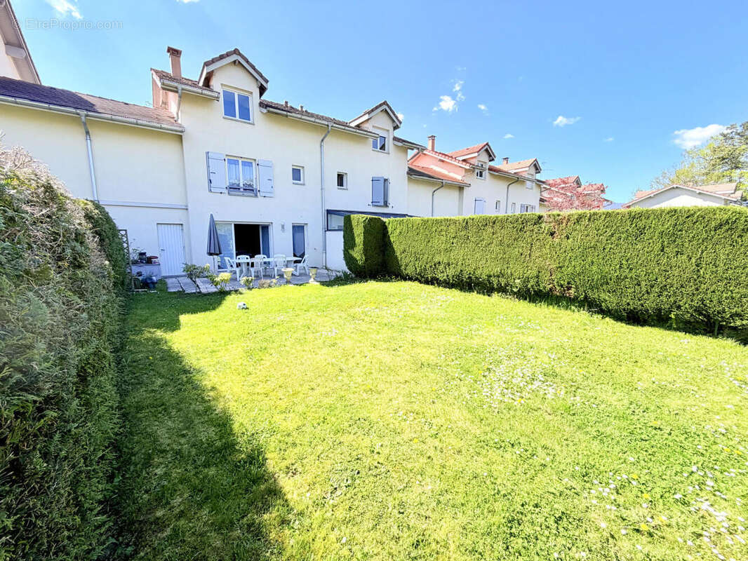 maison (3) - Maison à VALLEIRY