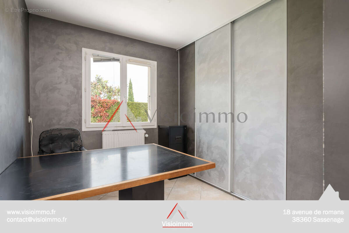 Maison à VARCES-ALLIERES-ET-RISSET