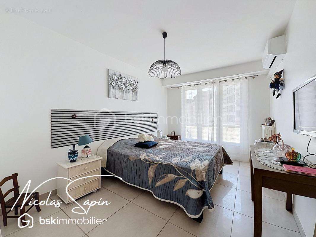 T3 entièrement rénové avec balcon - photo 5